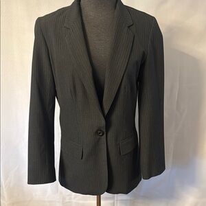 Vintage Debbie Shuchat Grey Pinstripe Fitted Blazer. Size 10. Like New!